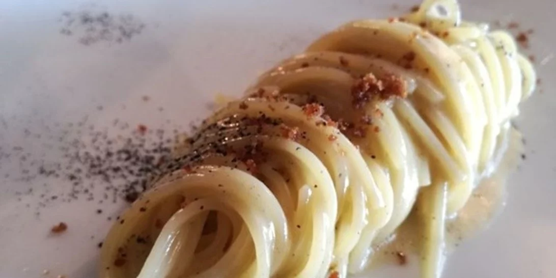 5 απροσδόκητα φαγητά που ψήνονται στα κάρβουνα