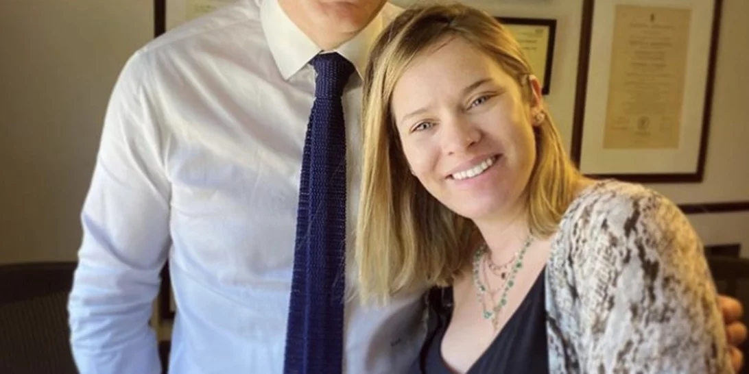 Anita Brand | Ποζάρει με φουσκωμένη κοιλίτσα λίγες ημέρες πριν τη γέννα (νέα φωτογραφία)