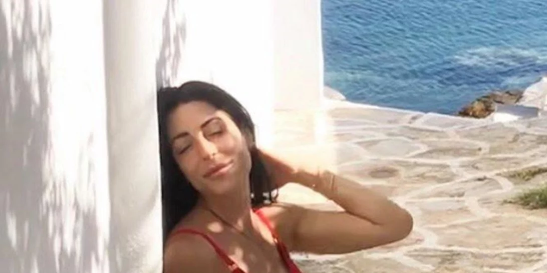 Φλορίντα Πετρουτσέλι | Φωτογραφίζεται με μαγιό δύο μήνες μετά τη γέννα - Έτσι είναι το σώμα της