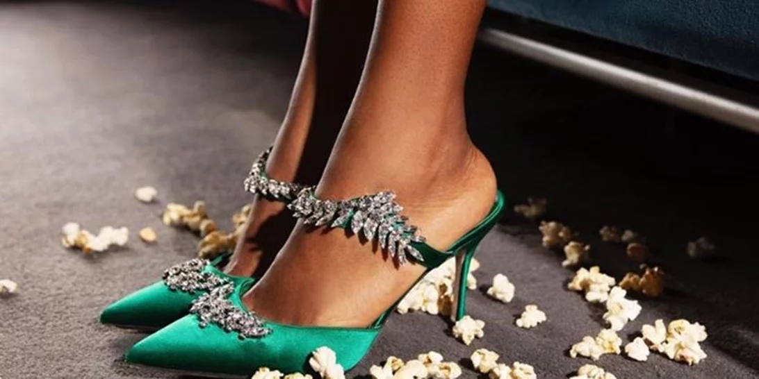 Για πρώτη φορά μπορείτε να αποκτήσετε με έκπτωση τα παπούτσια του Manolo Blahnik