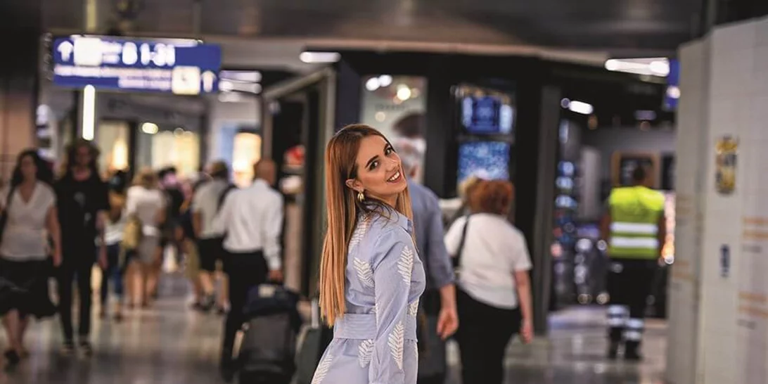 H fashion editor σού δείχνει τα κομμάτια που χρειάζεσαι στη βαλίτσα των διακοπών