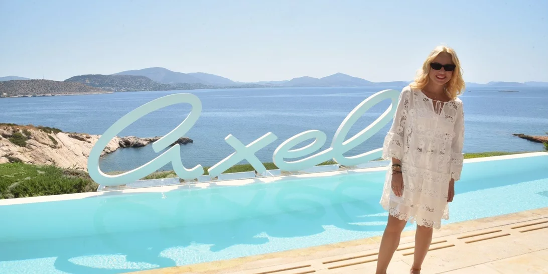 Oι καλεσμένες στην παρουσίαση της συλλογής Axel Greek Islands