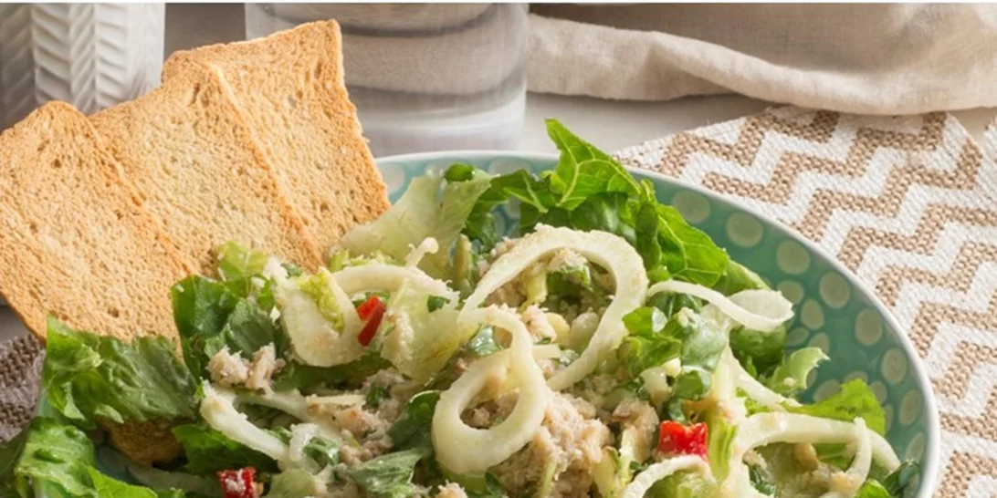 Καβούρι με μαραθόριζα και σάλτσα αγιολί