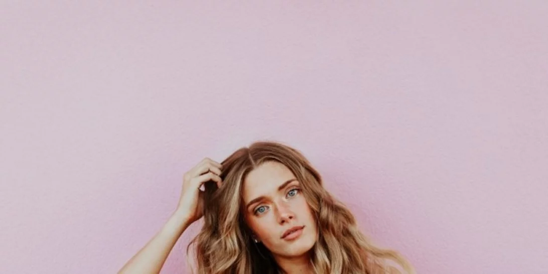 2 σπιτικές θεραπείες για απαλά μαλλιά το καλοκαίρι