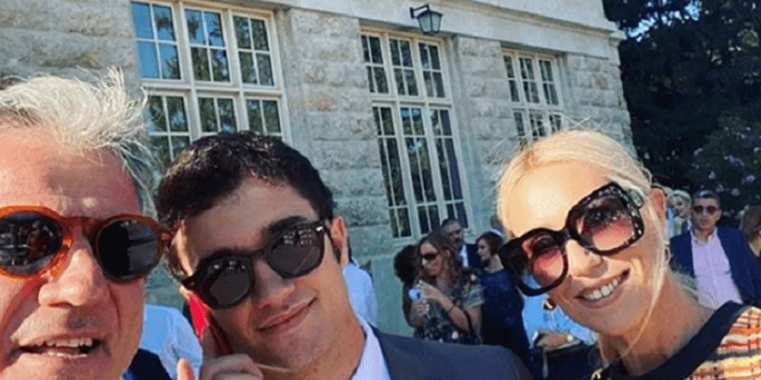 Μπακοδήμου - Αργυρόπουλος | Ο κούκλος μικρός γιος τους αποφοίτησε από το Κολλέγιο Αθηνών (pics)