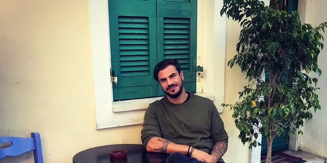 Νέα μεγάλη συνεργασία για τον Άκη Πετρετζίκη