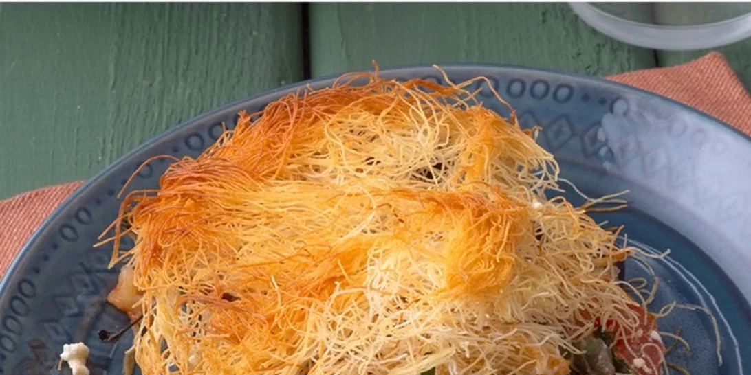 Χωριάτικη σαλάτα - κανταΐφι