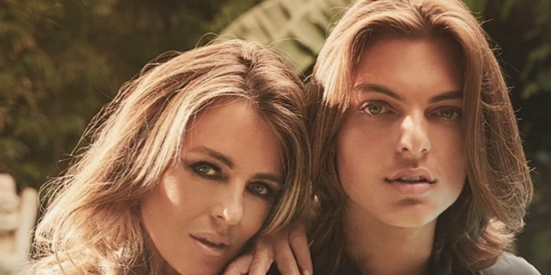 Στη Μύκονο με προσωπίδα ο πανέμορφος γιος της Elizabeth Hurley