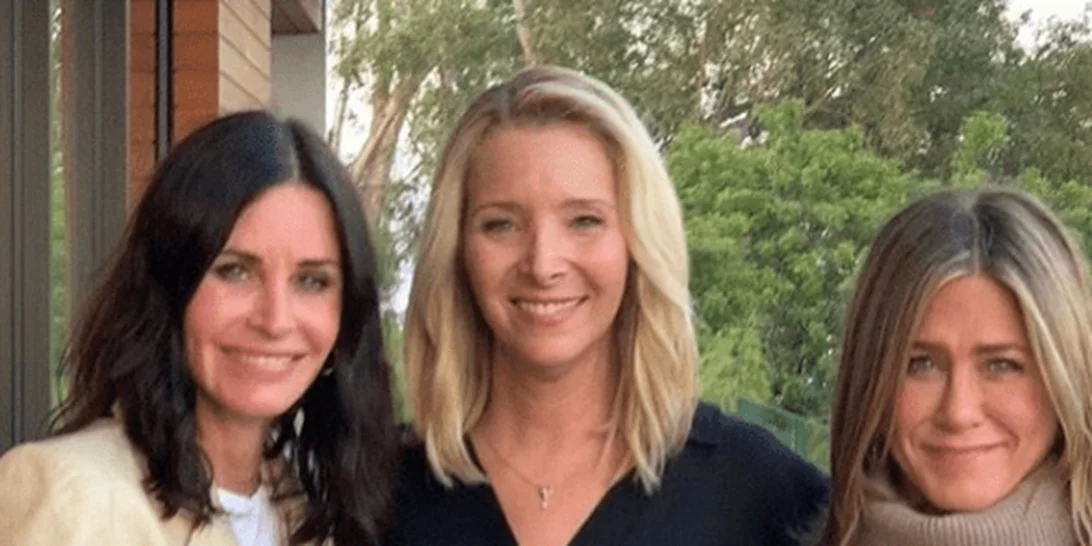 Friends reunion | Jennifer Aniston, Courteney Cox και Lisa Kudrow στέλνουν το δικό τους πολιτικό μήνυμα