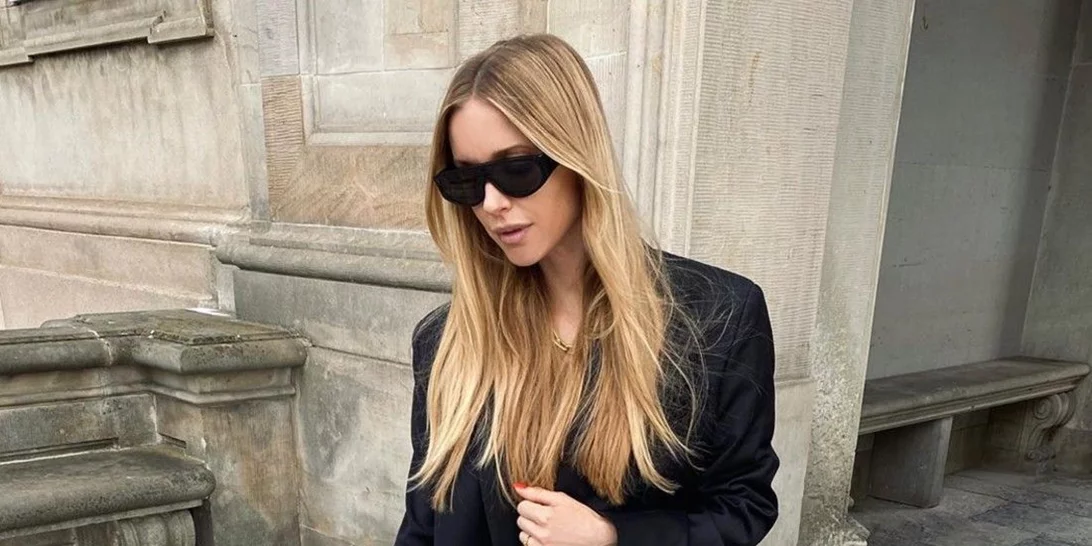 Πώς θα εντάξεις στις καλοκαιρινές εμφανίσεις σου το χρώμα της απόλυτης κομψότητας