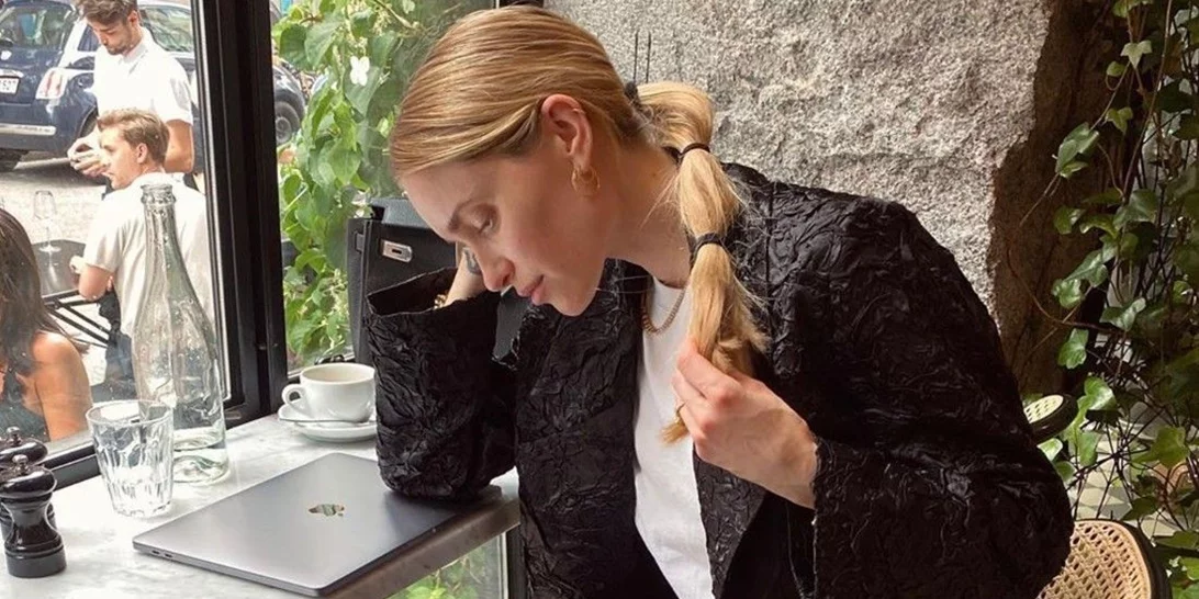 Η τάση από τα 90s που επιστρέφει δυναμικά | Εσύ θα τη φορέσεις;