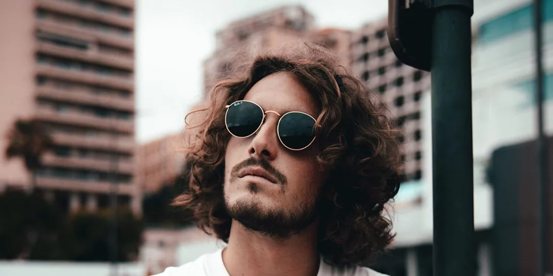 Ο Στέφανος Τσιτσιπάς στη Μύκονο με εντυπωσιακή κοπέλα