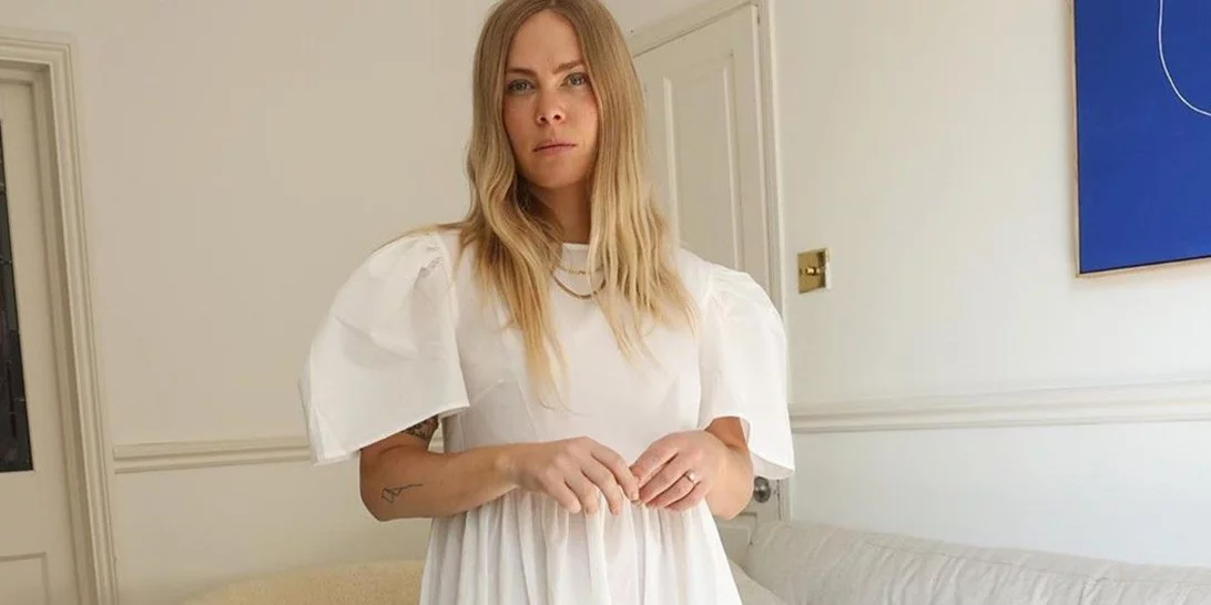 To "throw on" φόρεμα είναι το κομμάτι που χρειάζεσαι στις διακοπές σου