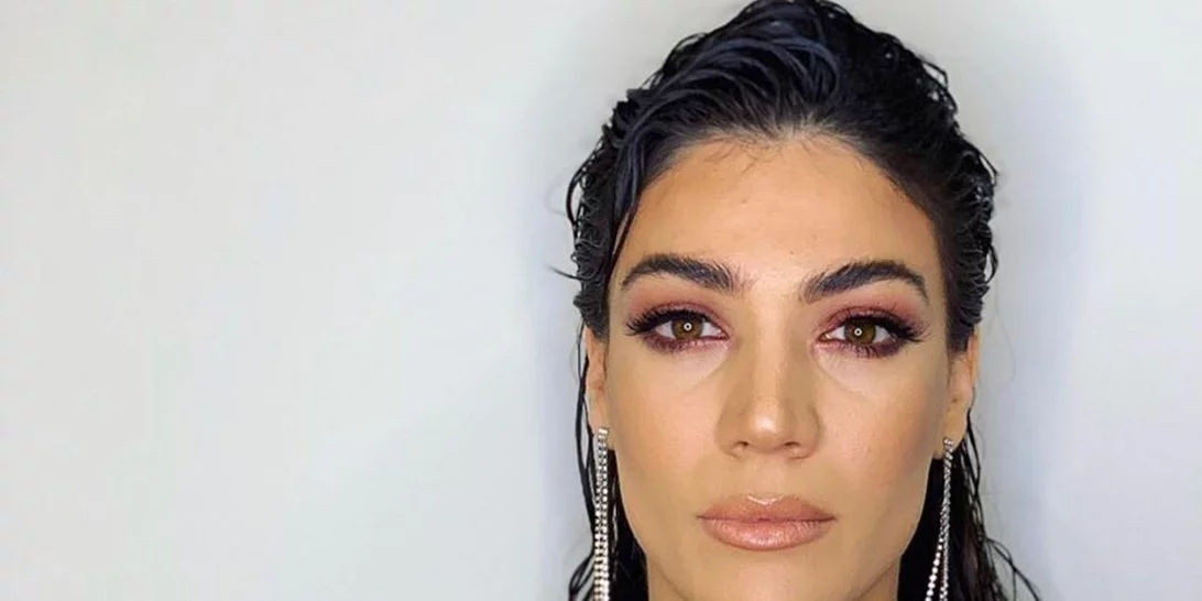 Η Ήβη Αδάμου έβαψε τα μαλλιά της | Η εντυπωσιακή αλλαγή μετά από καιρό