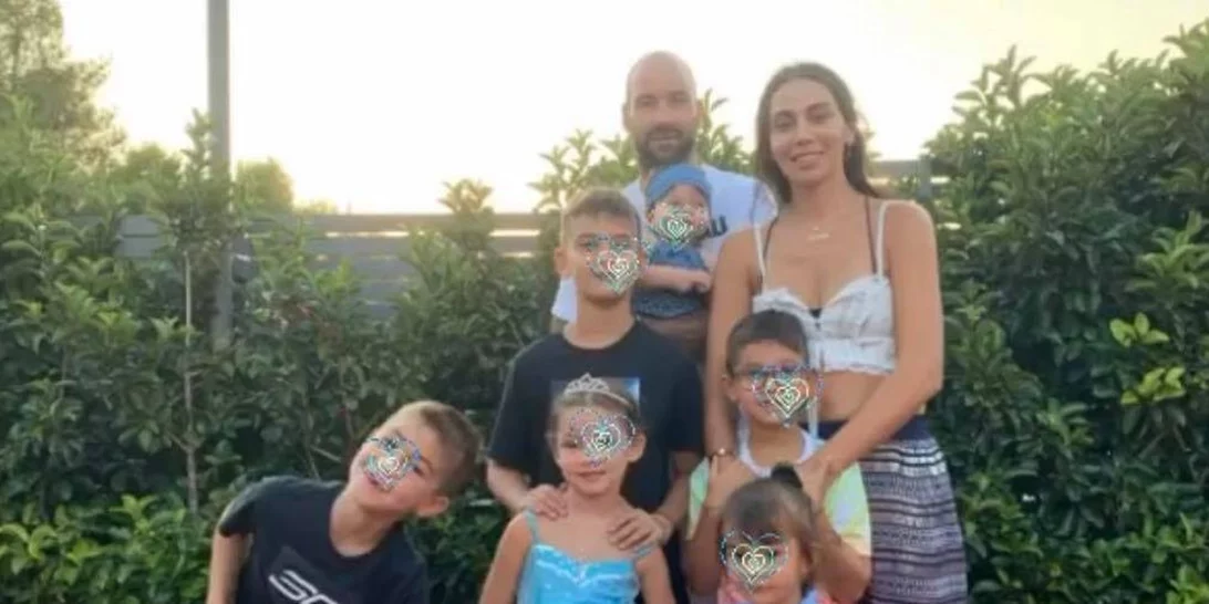 Βασίλης Σπανούλης - Ολυμπία Χοψονίδου | Οι νέες φωτογραφίες των πέντε παιδιών τους και ο τεράστιος κήπος