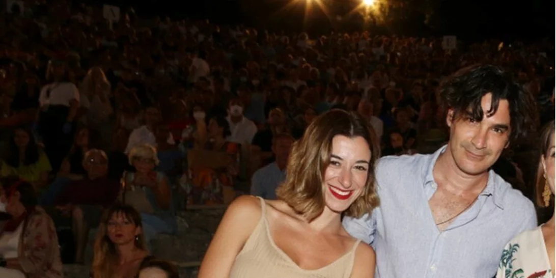 Χριστόφορος Παπακαλιάτης και Μαρίζα Ρίζου μαζί στην Επίδαυρο