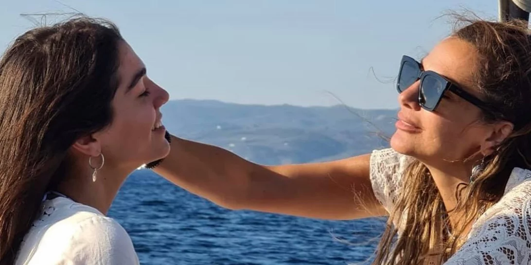 «Ο κόσμος μου» | Η νέα τρυφερή φωτογραφία της Δέσποινας Βανδή με τη 16χρονη Μελίνα