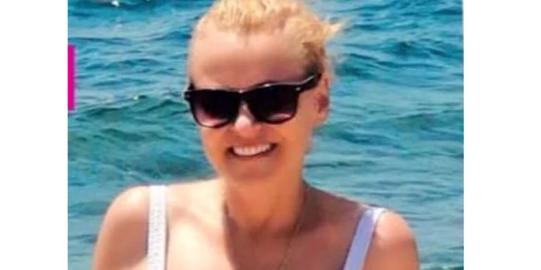 Τζωρτζέλα Κόσιαβα | Ποζάρει με αποκαλυπτικό λευκό μαγιό μετά την απώλεια 35 κιλών