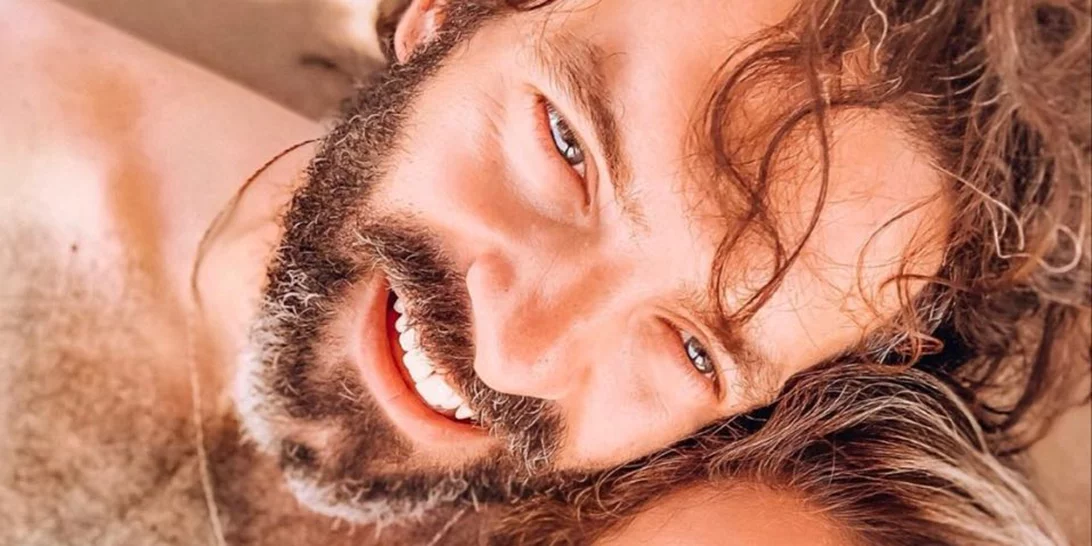 Αθηνά Οικονομάκου - Φίλιππος Μιχόπουλος  | Το φωτογραφικό άλμπουμ από τις ρομαντικές διακοπές τους στα Κύθηρα