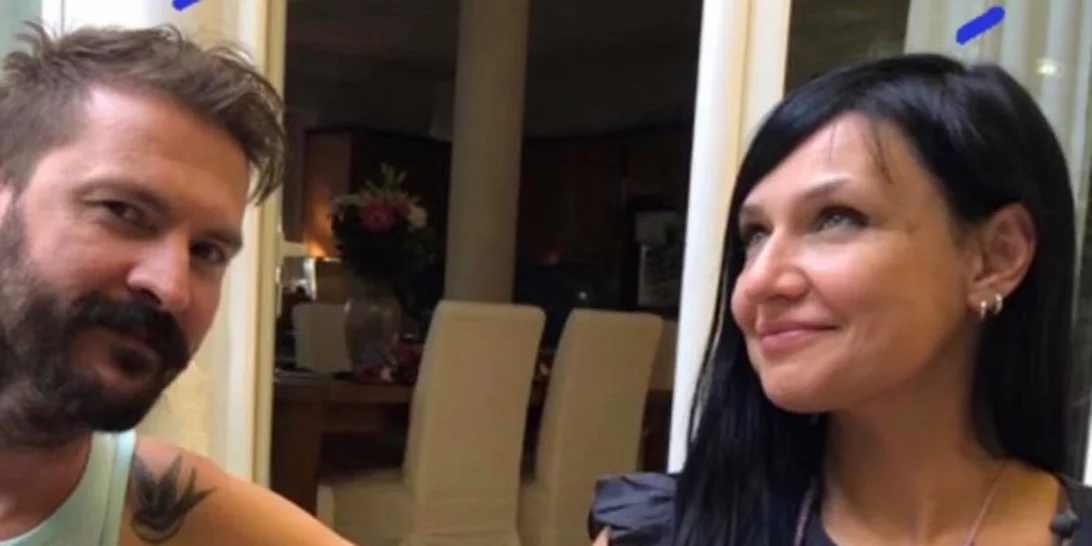 Γενέθλια για την Αθηναΐδα Νέγκα | Η ηλικία της και οι σπάνιες φωτογραφίες με τον σύζυγό της, Γιάννη