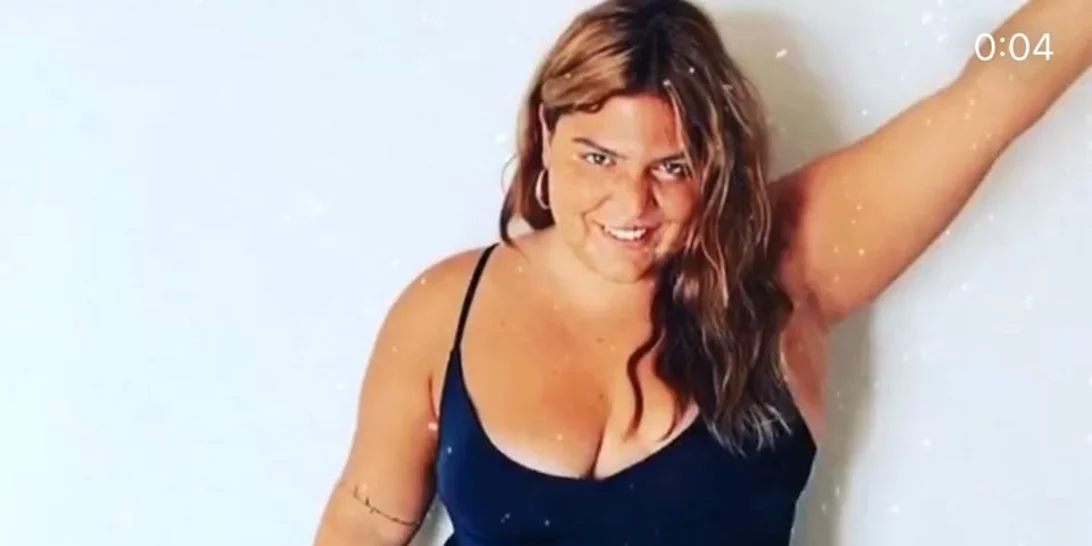 Η νέα ανάρτηση της Δανάης Μπάρκα με μαγιό και το σημαντικό δημόσιο μήνυμα