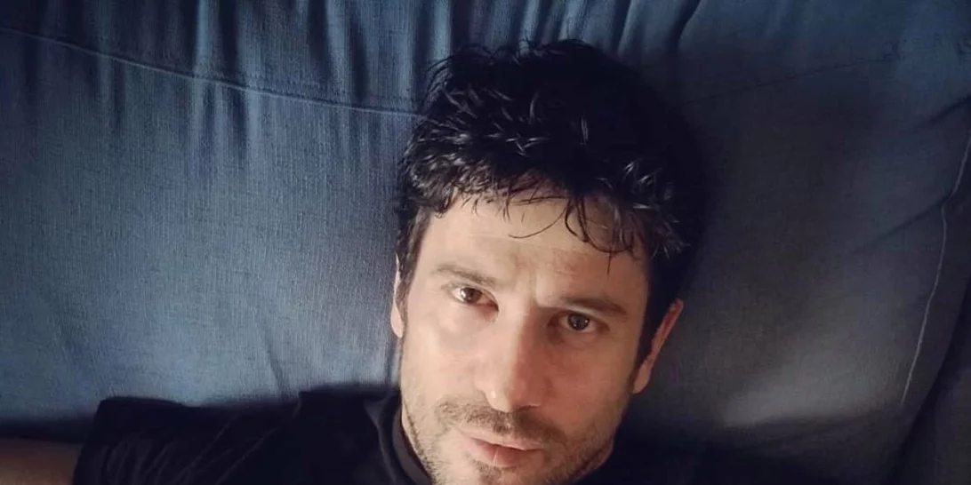 Ατύχημα για τον Αλέξη Γεωργούλη | Η πρώτη φωτογραφία μετά το χειρουργείο