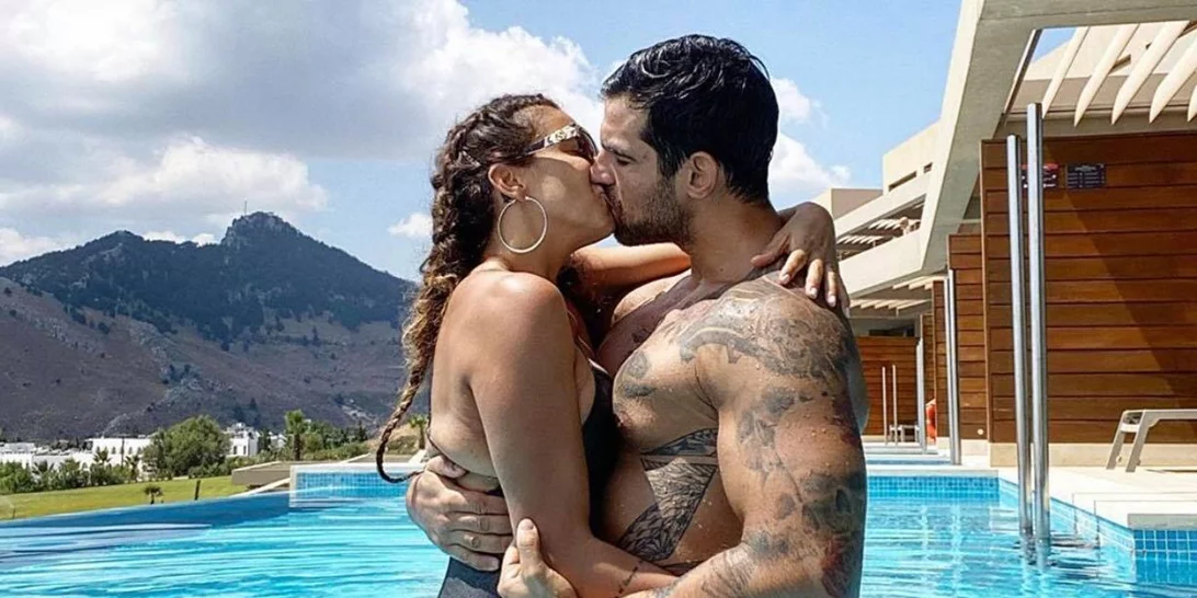 Ο Ετεοκλής Παύλου και η Ελένη Χατζίδου ανέβαλαν τον γάμο τους (vid)