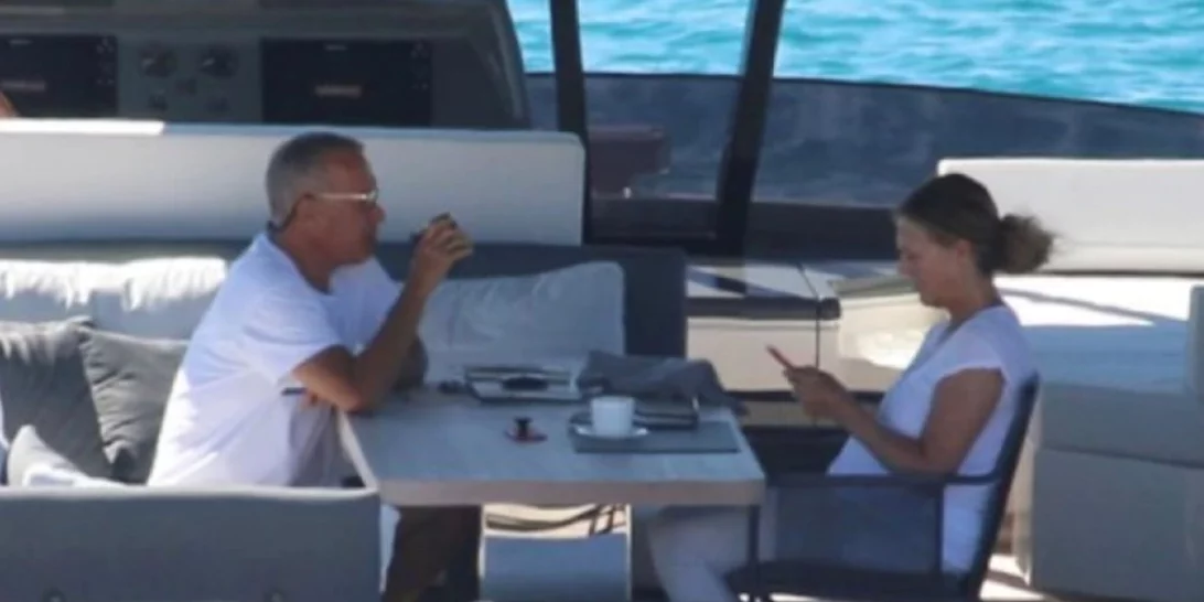 Tom Hanks - Rita Wilson | Διακοπές με το πολυτελές σκάφος τους στα Κουφονήσια (pics)