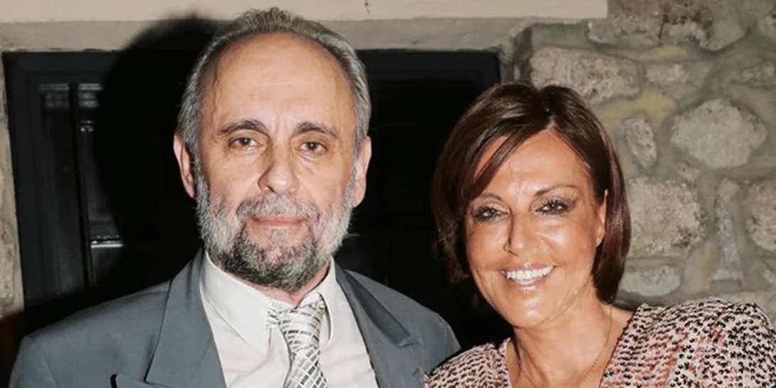 Αλεξάνδρα Παλαιολόγου | Η σπάνια φωτογραφία με τον σύντροφό της Σωτήρη Χατζάκη, η αγκαλιά και το τρυφερό φιλί