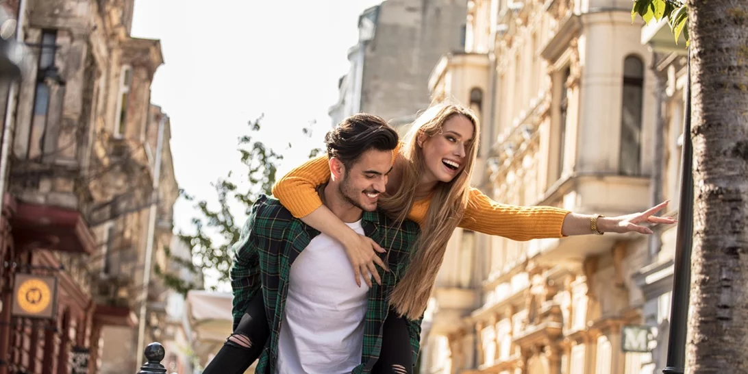 Οι φλογεροί έρωτες του Σεπτεμβρίου | Πώς θα εξελιχτεί η ερωτική ζωή των ζωδίων αυτό το μήνα;