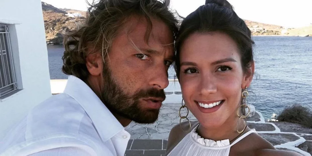 Επέτειος για τον Γιάννη Μαρακάκη και τη Νίκη Θωμοπούλου | Αδημοσίευτες φωτογραφίες από τον γάμο τους