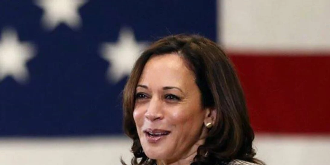 Kamala Harris | Μετά τα sneakers, έκανε άλλη μια στιλιστική επιλογή που συζητήθηκε