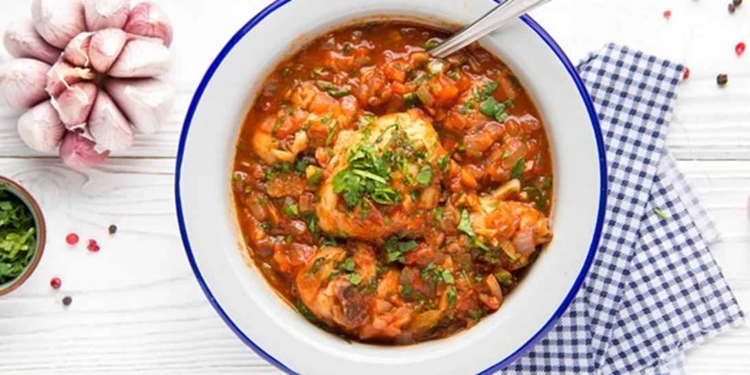 Κοτόπουλο κοκκινιστό | Η πιο νόστιμη συνταγή για σήμερα