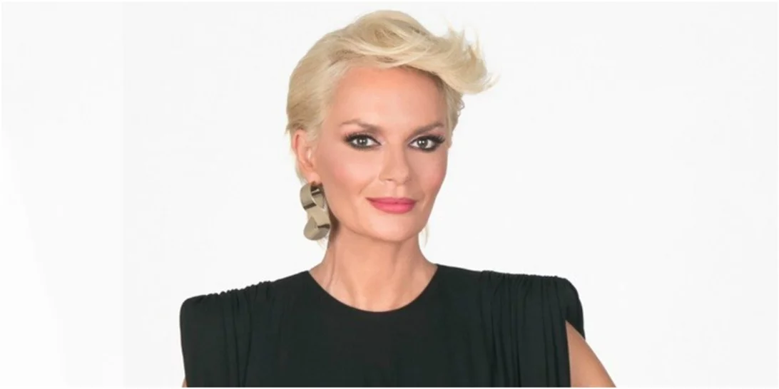 Έλενα Χριστοπούλου | Φόρεσε το Zara φόρεμα που είναι ιδανικό για κάθε φθινοπωρινή περίσταση