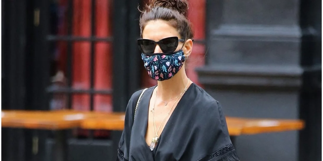 Η Katie Holmes με street style look που είναι ιδανικό για τις βόλτες σου στην πόλη