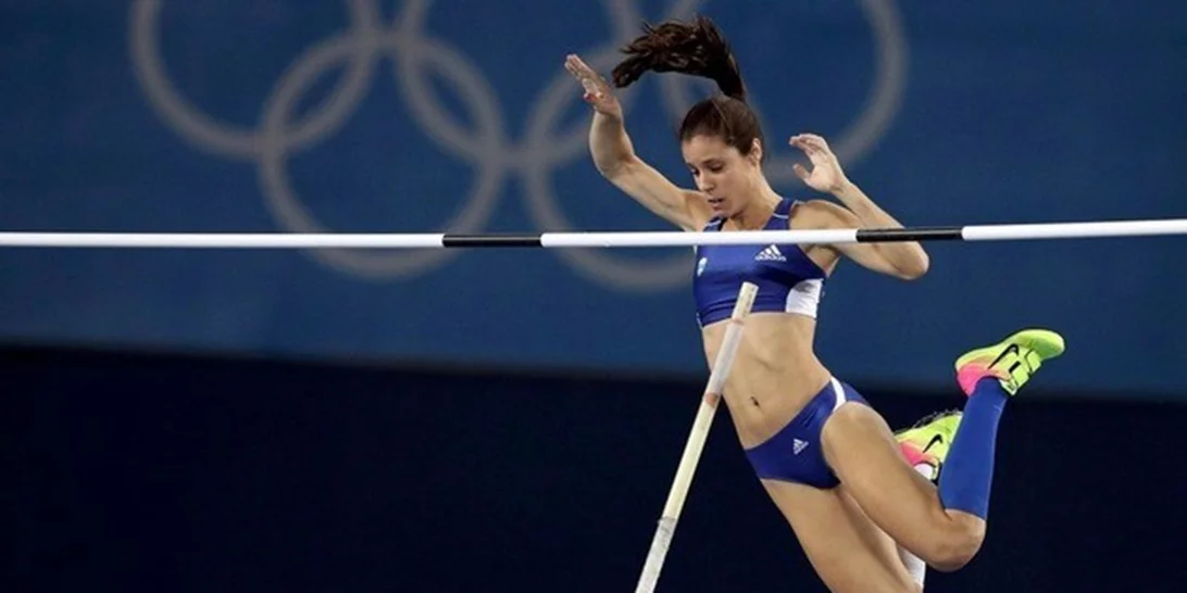 Κατερίνα Στεφανίδη | «Άφησα τον άντρα μου πίσω για έξι μήνες για να πάω να πηδήξω επί κοντώ»