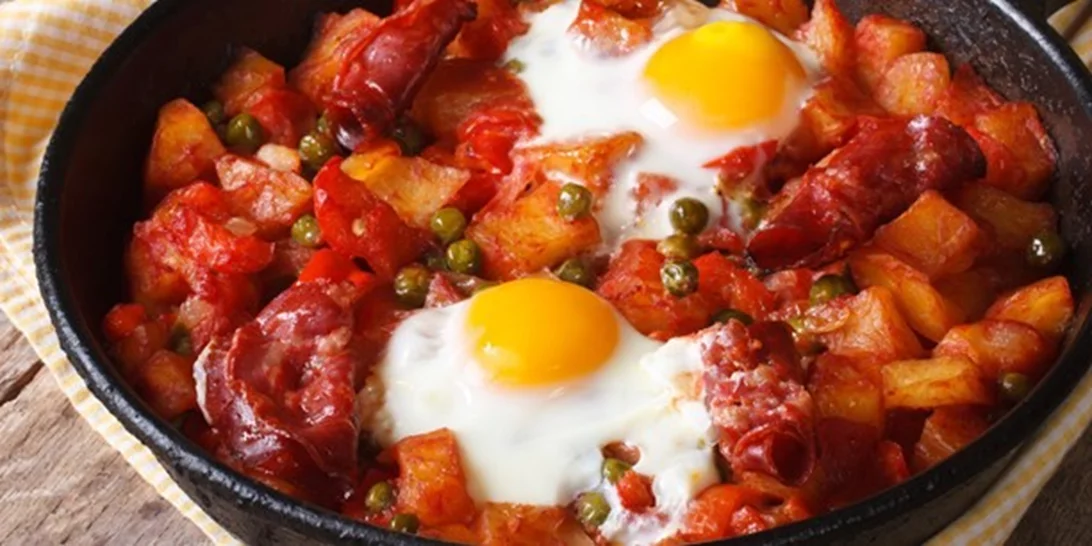 Huevos a la Flamenca | Η πιο νόστιμη ισπανική συνταγή για αυγά