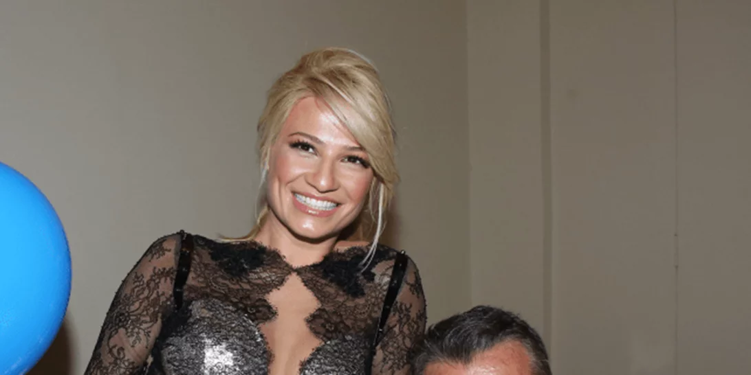 Φαίη Σκορδά - Γιώργος Λιάγκας | Πέρασαν τα Χριστούγεννα με τα παιδιά τους