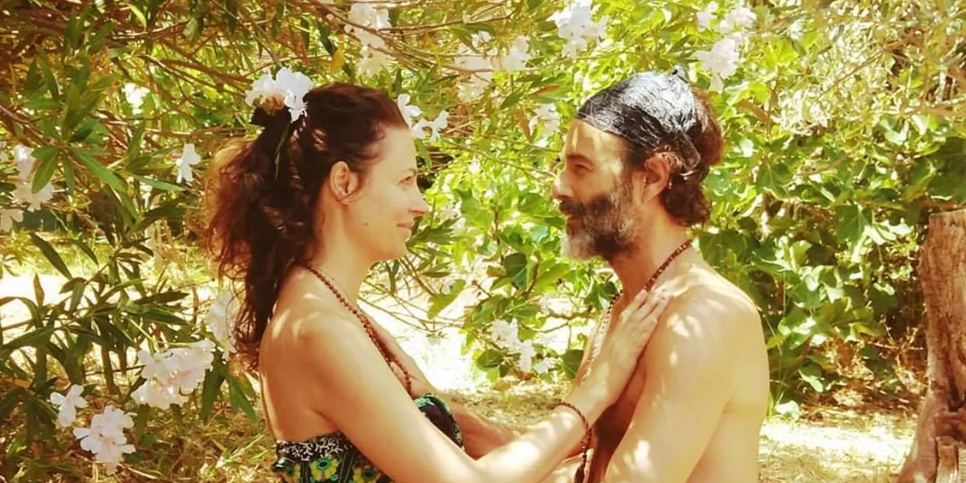 «Καρδιά με καρδιά» | Ο Θανάσης Ευθυμιάδης και η Άννα Δημητρίεβιτς φωτογραφίζονται μαζί από την κόρη τους