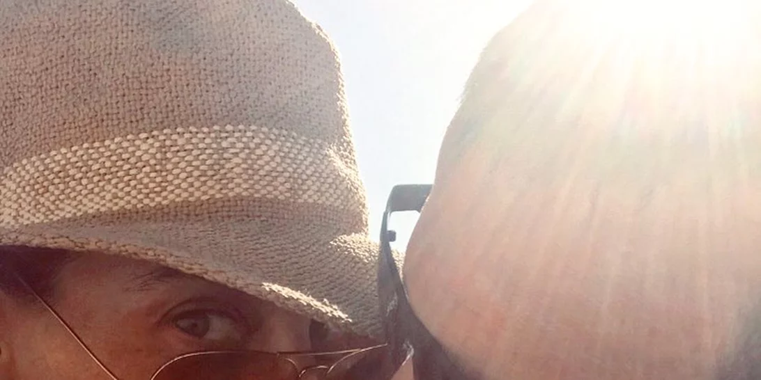 Ελεονώρα Μελέτη | Δημοσίευσε το πιο τρυφερό στιγμιότυπο με τον σύζυγο και την κόρη τους