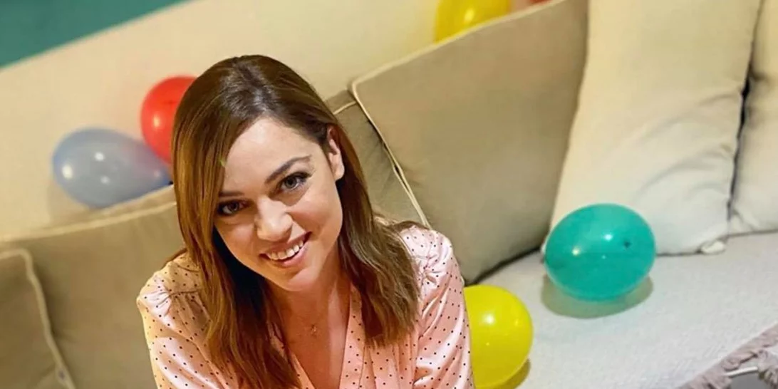 Γενέθλια για την Μπάγια Αντωνοπούλου | Η εντυπωσιακή (και όλο νόημα) τούρτα και η ηλικία της