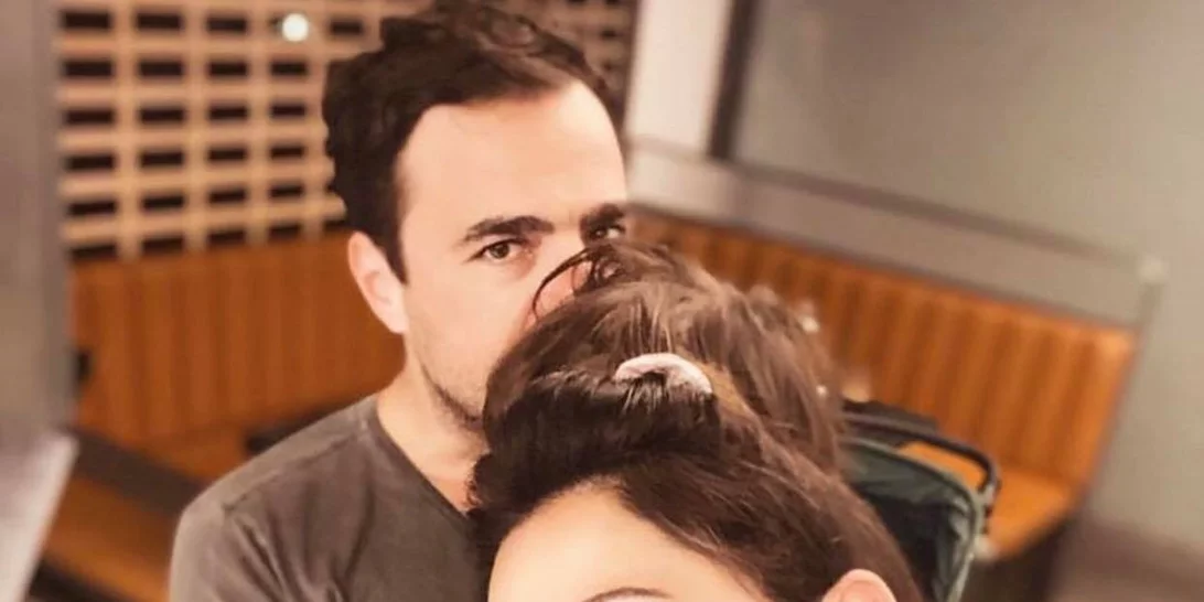 Κατερίνα Παπουτσάκη | Φωτογραφίζει τον Παναγιώτη Πιλαφά με τον μικρότερο γιο τους, Κίμωνα