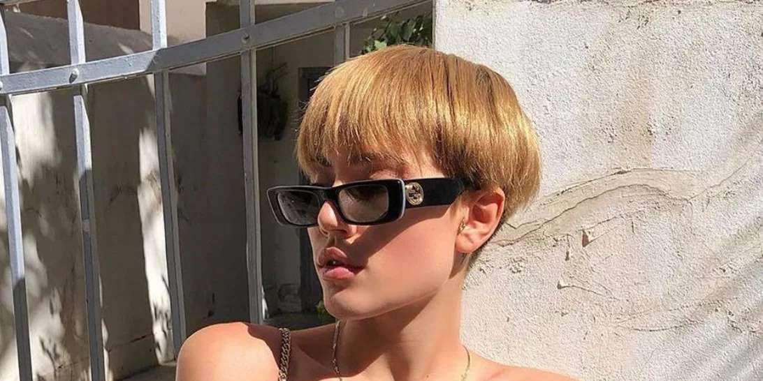 Η Έλενα Τσαγκρινού έβαψε (ξανά) τα μαλλιά της και αυτό είναι το νέο της χρώμα