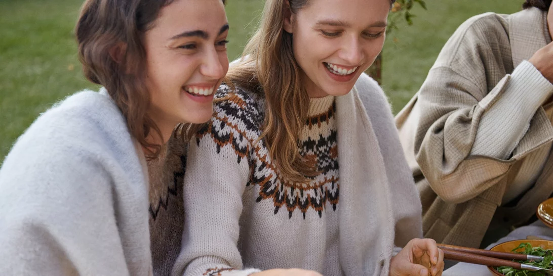 Τα κομμάτια που χρειάζεσαι για να πετύχεις το casual loose στιλ στις εμφανίσεις σου