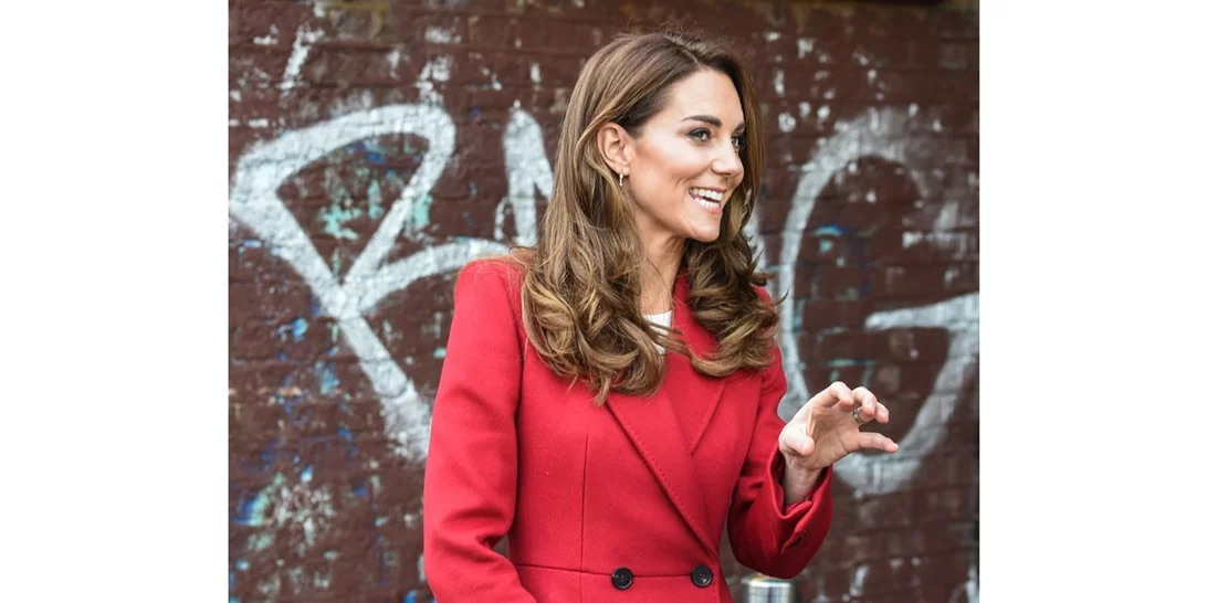 Η νέα εμφάνιση της Kate Middleton με κόκκινο παλτό
