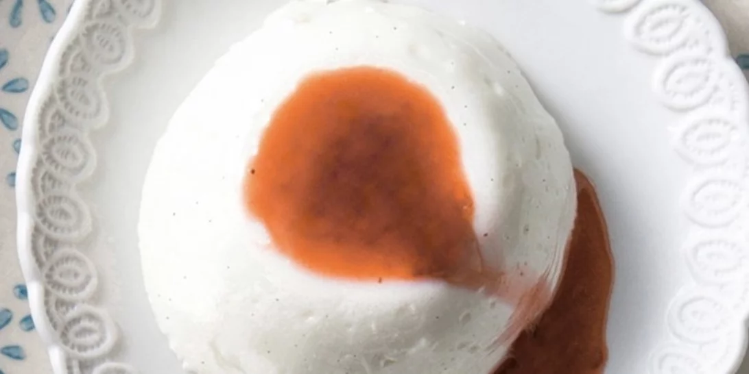 Πανακότα με σάλτσα λωτού