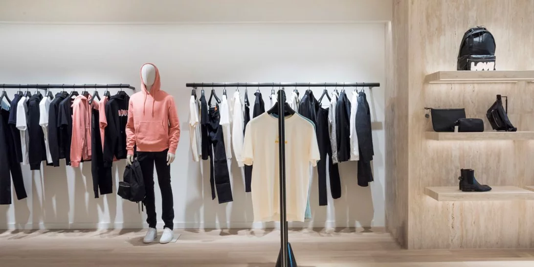 Η πρώτη boutique Sandro άνοιξε τις πόρτες της στο Golden Hall