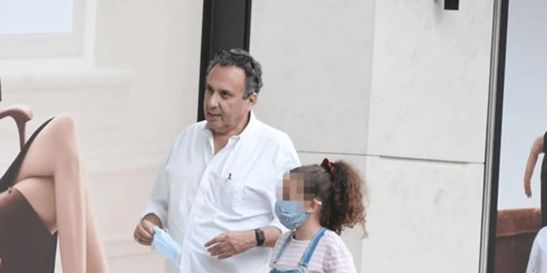 Χρήστος Χωμενίδης | Η σπάνια εμφάνιση με την κόρη του Νίκη στην Αθήνα