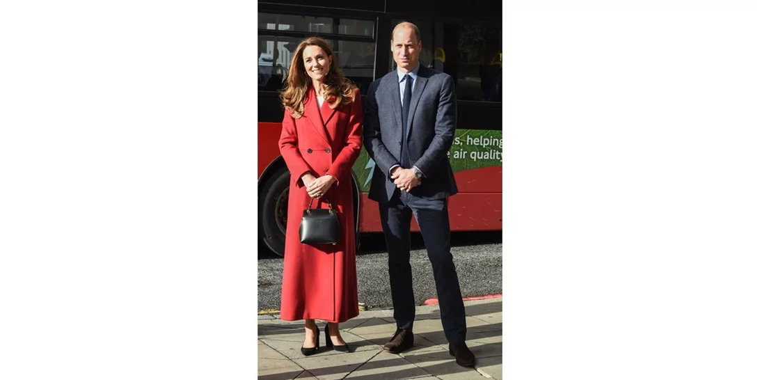 Ένα εστιατόριο fast food τράβηξε την προσοχή του πρίγκιπα William και τα tweets είναι ξεκαρδιστικά