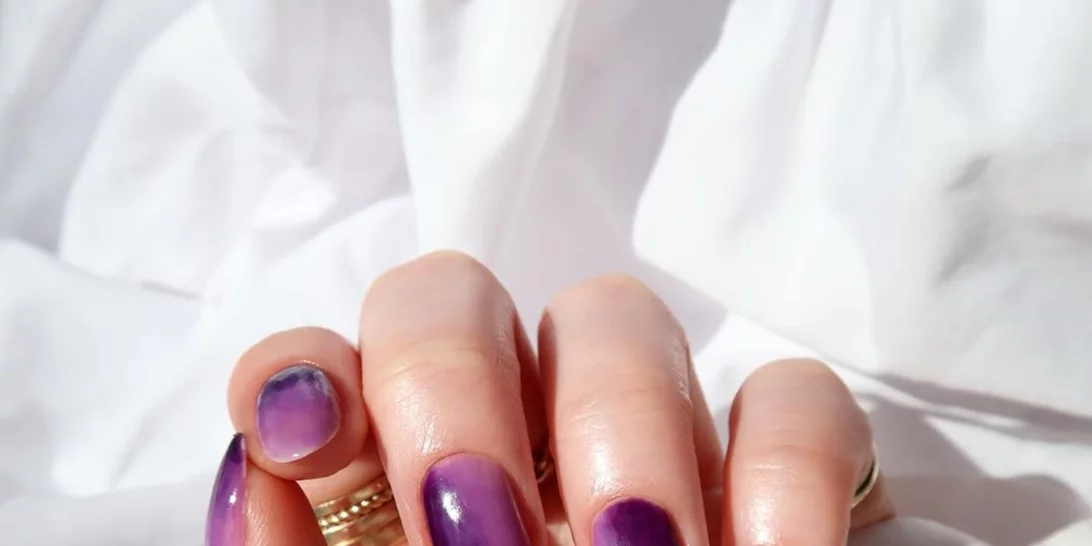 10 φθινοπωρινά ombré μανικιούρ που θα σε κάνουν να ξεχάσεις μια και καλή το καλοκαίρι